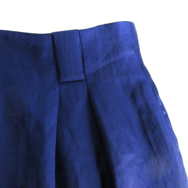COUP DE CHANCE(クードシャンス)のクードシャンス スカート フレア ひざ丈 バックファスナー 薄手 無地 36 青 レディースのスカート(ひざ丈スカート)の商品写真