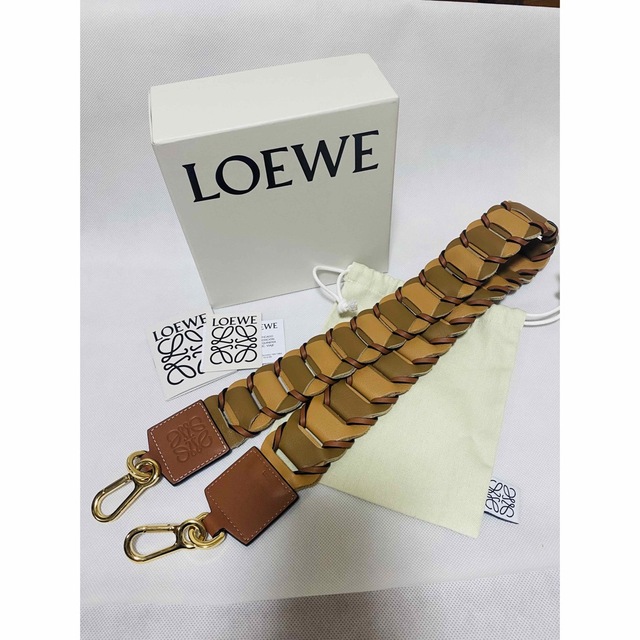 LOEWE(ロエベ)の【美品】ロエベアナグラムショルダーストラップ レディースのバッグ(その他)の商品写真