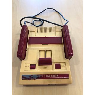 任天堂 ファミリーコンピュータ ジャンク品 送料無料(家庭用ゲーム機本体)