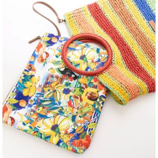 デシグアル(DESIGUAL)の新品✨タグ付き♪定価15,900円　デシグアル　トロピカル柄ポーチ付きバッグ (トートバッグ)