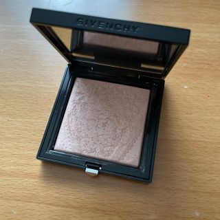 givenchy ハイライト　タンクチュールシマーパウダー　ピンク　ジバンシィ