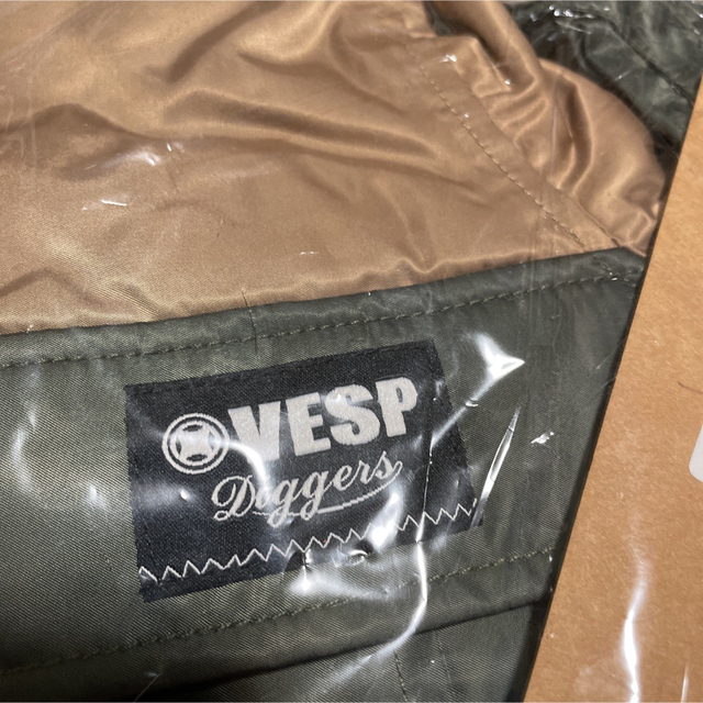 新品未使用 VESP DIGGERS ULTRA LIGHT PULLOVER スポーツ/アウトドアのスノーボード(ウエア/装備)の商品写真