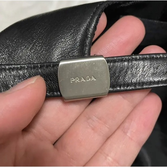 PRADA(プラダ)の希少 プラダ prada レザーキャップ ブラック イタリア製 メンズの帽子(キャップ)の商品写真