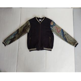 ドリスヴァンノッテン(DRIES VAN NOTEN)のDRIES VAN NOTEN　ドリスヴァンノッテン　アウター　ブルゾン(ブルゾン)