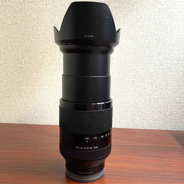 SONY(ソニー)のソニー SEL24240 FE24-240mm F3.5-6.3 OSS スマホ/家電/カメラのカメラ(レンズ(ズーム))の商品写真