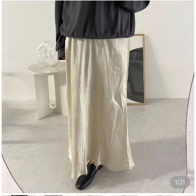 nunu ロングサテンスカート レディースのスカート(ロングスカート)の商品写真