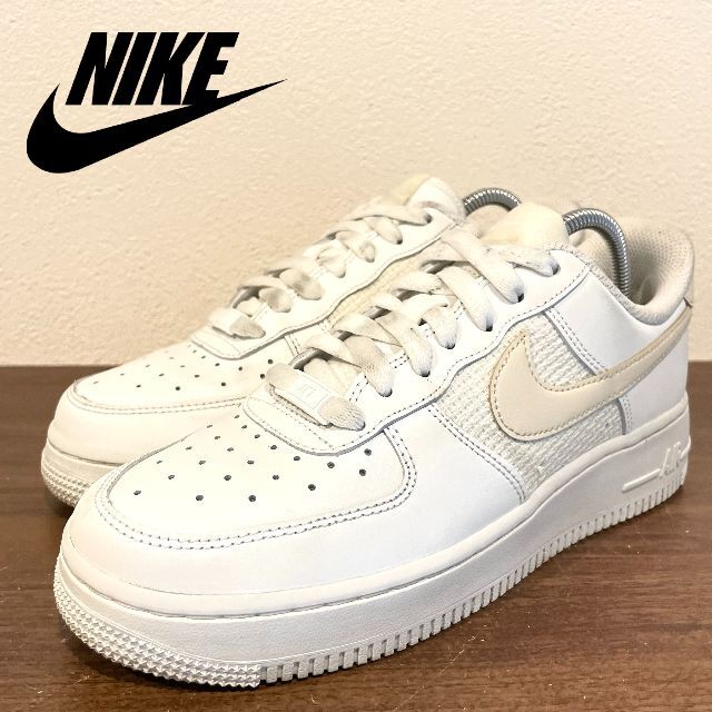 NIKE - NIKE WMNS AIR FORCE 1 07 ESS ナイキ エア フォースの通販 by