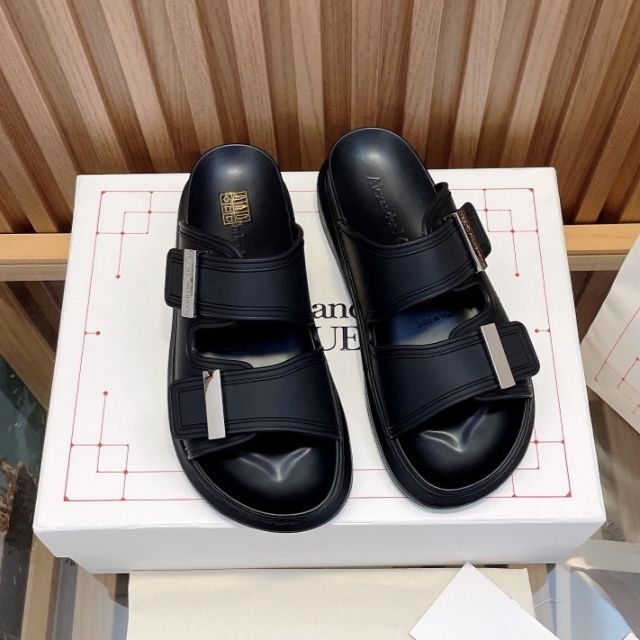 Alexander McQueen ブラックサンダル 値下げ可 biocheck.cl