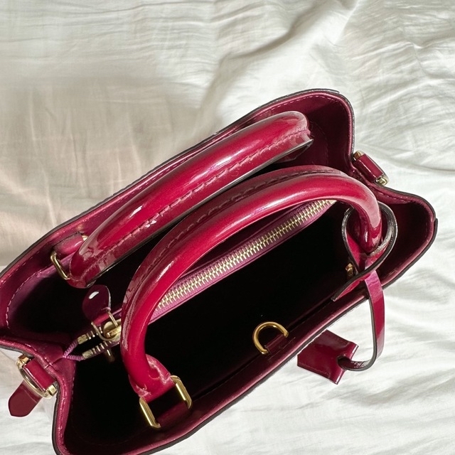 LOUIS VUITTON モンテーニュBB ヴェルニ レッド ショルダーバッグ 【25