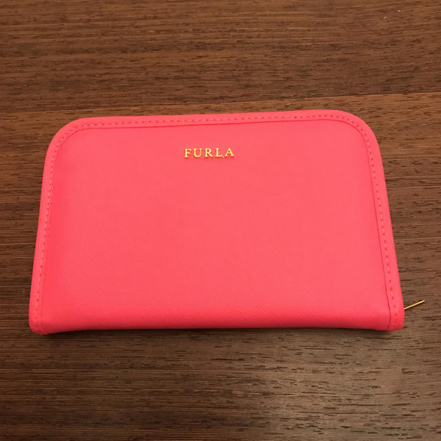 Furla(フルラ)のフルラ☆マルチケース レディースのファッション小物(その他)の商品写真