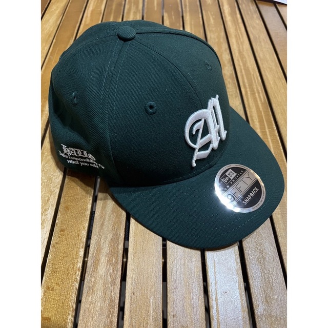 NEW ERA(ニューエラー)のAH MURDERZ × NEWERA Dark GREEN メンズの帽子(キャップ)の商品写真