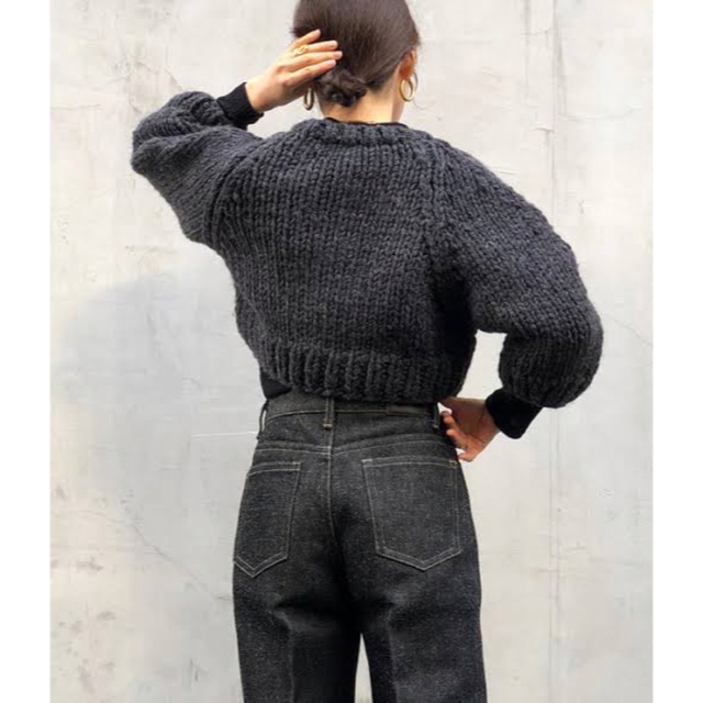 フミカウチダWool Hand Knitted CROPPED CARDIGAN