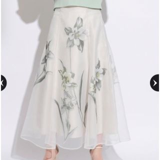 限定 リリーブーケオパールスカート-
