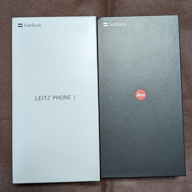 LEITZ PHONE 1 ライカシルバースマホ家電カメラ