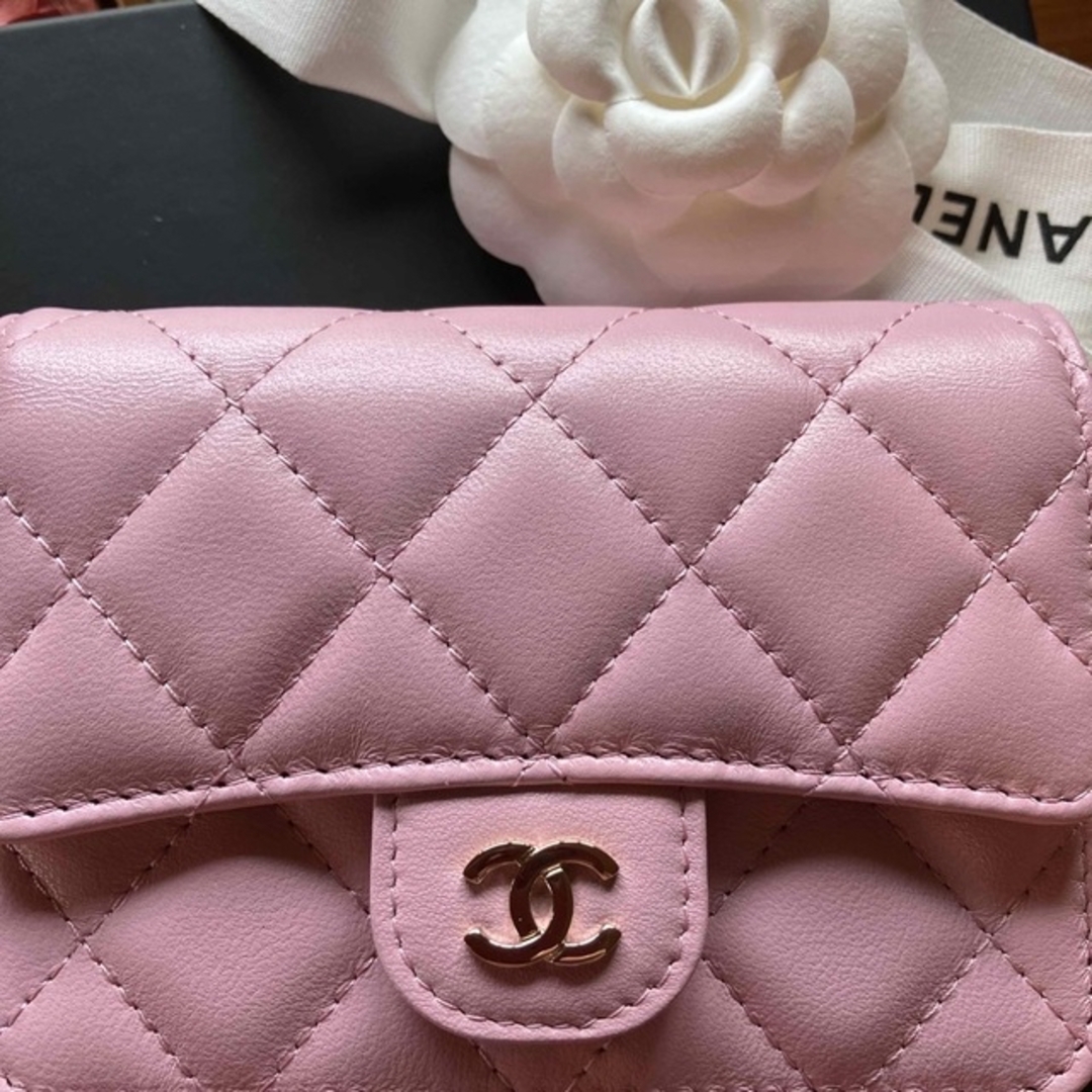 CHANEL(シャネル)のCHANEL🌹ミニチェーンバッグ💖カードケース💖ミニウォレット👛 メンズのバッグ(ショルダーバッグ)の商品写真