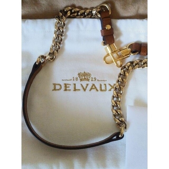 DELVAUX デルヴォー チェーンストラップ 完売 幻の通販 by ゆか DELVAUX デルヴォー チェーンストラップ 完売 幻の通販 by ゆか