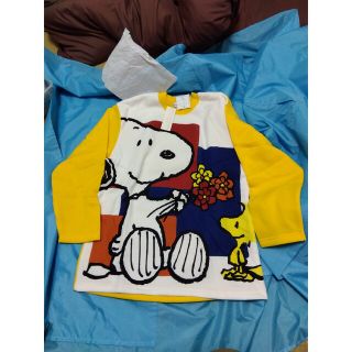 スヌーピー(SNOOPY)のSNOOPY  トレーナー　パジャマ　M-L　未使用(ルームウェア)