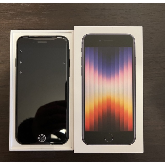 新品未使用 Apple Iphone SE 第3世代 64GB BLACK