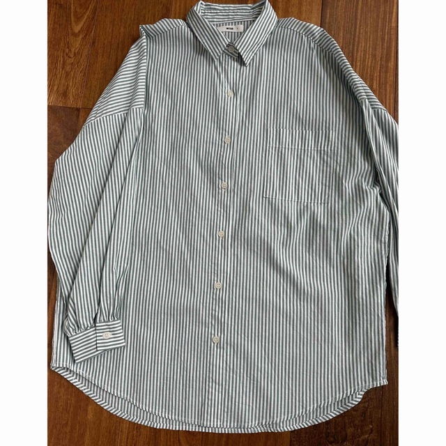WEGO(ウィゴー)のシャツ ブラウス WEGO/ボリュームスリーブBIGシャツ　グリーン レディースのトップス(シャツ/ブラウス(長袖/七分))の商品写真
