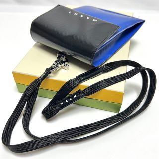 マルニ MARNI ネック ポーチ iphone ケース モバイル 携帯 PVC