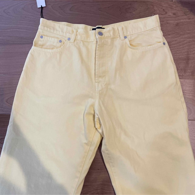 PALACE(パレス)のPALACE BAGGIFR JEAN PASTEL YELLOW 32 メンズのパンツ(デニム/ジーンズ)の商品写真