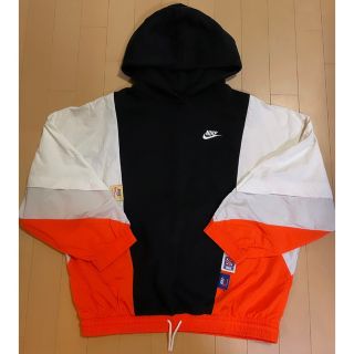 ナイキ(NIKE)のナイロンパーカー(パーカー)