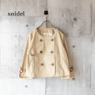 スナイデル(SNIDEL)の【可愛い】snidel　ノーカラージャケット　ダブル　ドット裏地　Sサイズ(ノーカラージャケット)