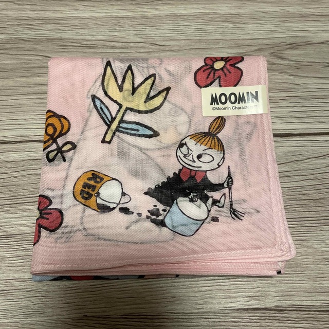 MOOMIN(ムーミン)のムーミン大判ハンカチピンク レディースのファッション小物(ハンカチ)の商品写真