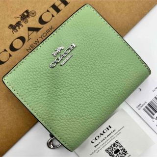 COACH【新品 未使用 希少色】コーチ 折り財布 二つ折り財布 PAPAYA