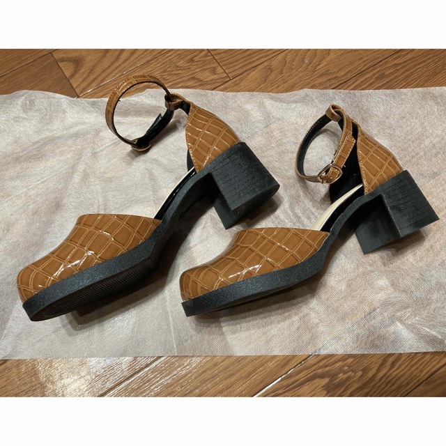 SHEIN クロコ柄パンプス レディースの靴/シューズ(ハイヒール/パンプス)の商品写真