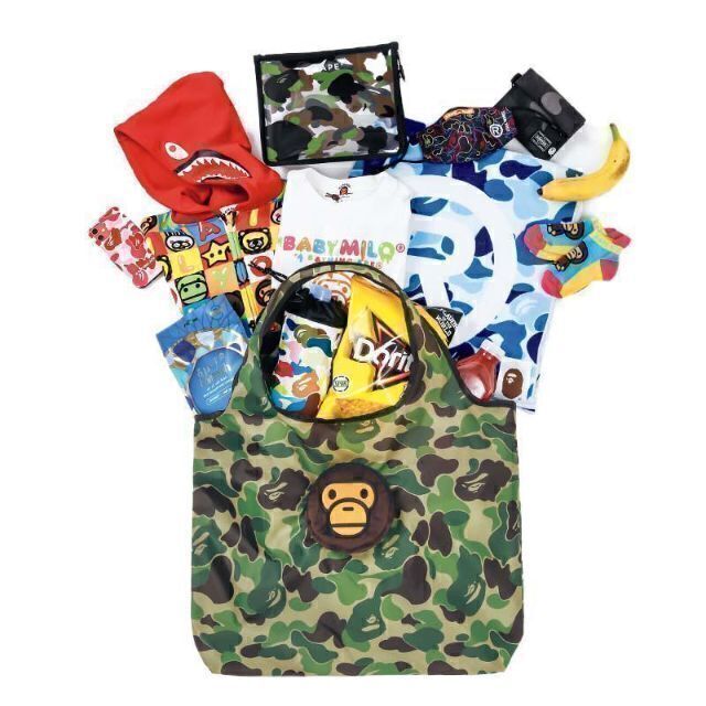 A BATHING APE(アベイシングエイプ)の【新品未使用】A BATHING APE ショッピングバッグ & エコバッグ レディースのバッグ(トートバッグ)の商品写真