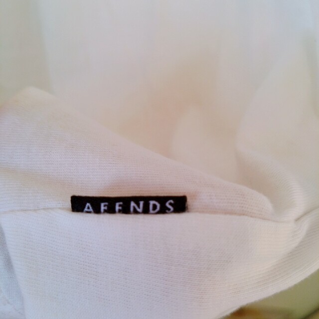 Afends(アフェンズ)のAFENDS 半袖　Tシャツ メンズのトップス(Tシャツ/カットソー(半袖/袖なし))の商品写真
