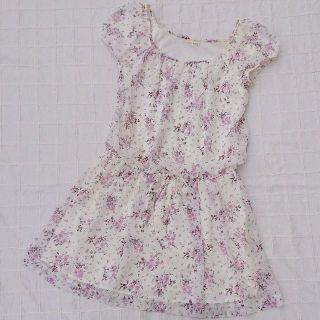 レストローズ(L'EST ROSE)のM　L'EST ROSE 　レストローズ　花柄シフォンワンピース(チュニック)