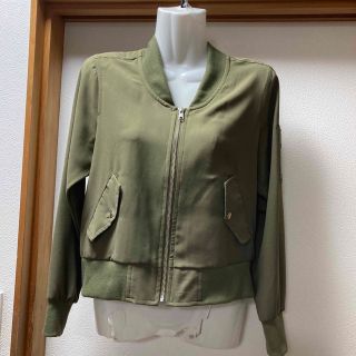 ヘザー(heather)の【Heather】カーキ色の長袖ブルゾン(ブルゾン)