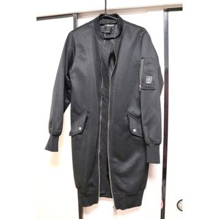 ステューシー(STUSSY)のコート(ロングコート)