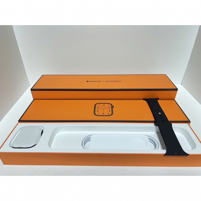 Apple Watch(アップルウォッチ)のApple Watch HERMES  series7 45mm アップル　黒 メンズの時計(腕時計(デジタル))の商品写真