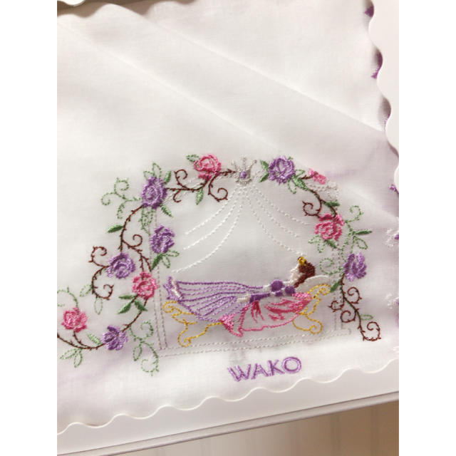 CLATHAS(クレイサス)のWAKO ハンカチ 刺繍ハンカチ レディースのファッション小物(ハンカチ)の商品写真