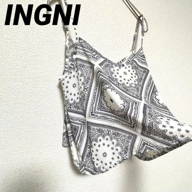 INGNI(イング)の2534 INGNI イング キャミソール ショート丈 総柄 オシャレ 上品 レディースのトップス(キャミソール)の商品写真