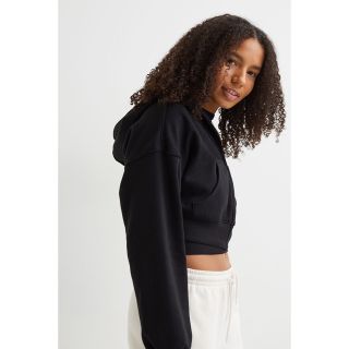 エイチアンドエム(H&M)のH&M クロップ丈パーカー Zara SHEIN fashion nova (パーカー)