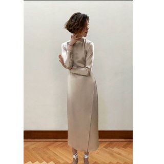 ザラ(ZARA)のZARA バックオープン サテンワンピース(ロングワンピース/マキシワンピース)