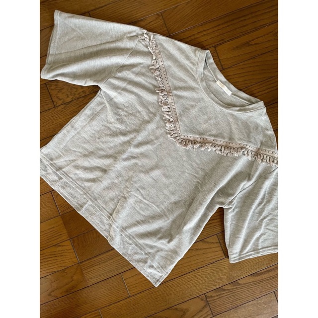 フリンジカットソー　L レディースのトップス(カットソー(半袖/袖なし))の商品写真