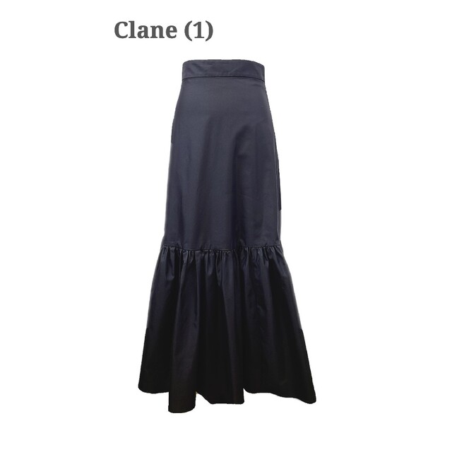 CLANE(クラネ)の美品　CLANE クラネ　ボリュームフレアロングスカート レディースのジャケット/アウター(ロングコート)の商品写真