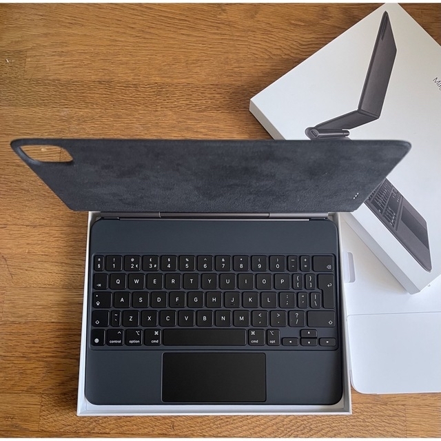 11インチ iPad Pro用 Magic Keyboard UK | www.jarussi.com.br