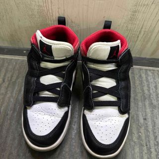 ジョーダン(Jordan Brand（NIKE）)のkids NIKE エアジョーダンスニーカー(スニーカー)