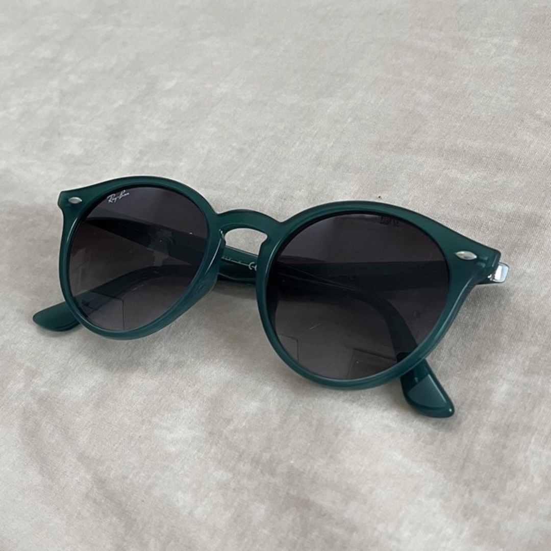 Ray-Ban(レイバン)のRay-Ban サングラス レディースのファッション小物(サングラス/メガネ)の商品写真