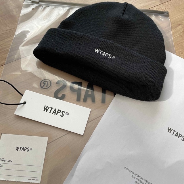 wtaps コットン　ビーニー   人気　折返し　クルクル　ブラック　試着のみ