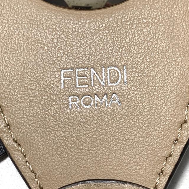 FENDI(フェンディ)のフェンディ ショルダーストラップ レザー レディースのファッション小物(その他)の商品写真