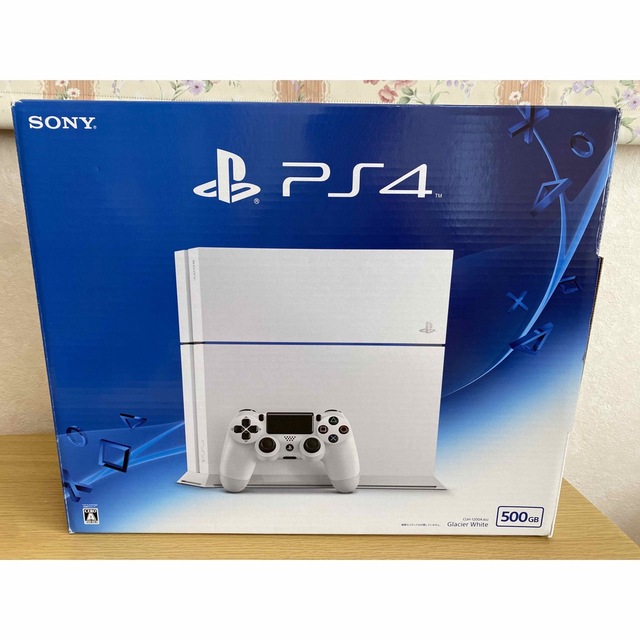 PlayStation®4 グレイシャー・ホワイト 500GB