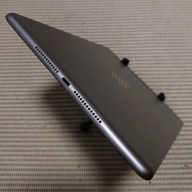 完動品液晶無傷iPad Air2(A1566)本体16GBシルバー