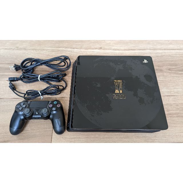 (値下げ中)PlayStation4 FF XV LUNA EDITION